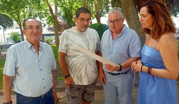 La Verbena de la Barriada de San Rafael ha sido presentada este miércoles.