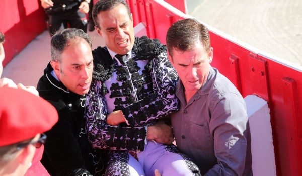 El rondeño fue atendido en la enfermería y posteriormente trasladado al Hospital de San Sebastián