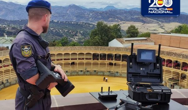 Los tres pilotos han sido identificados y podrían enfrentarse a multas de entre 600 y 30.000 euros.