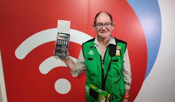 González en el plató de Charry TV.