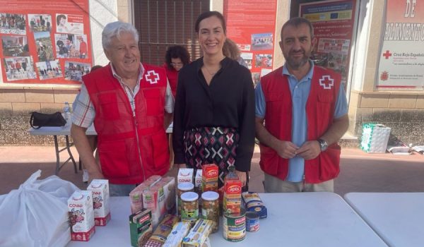 El centro cívico de Padre Jesús acoge una nueva campaña que comenzó ayer y finalizará este viernes.