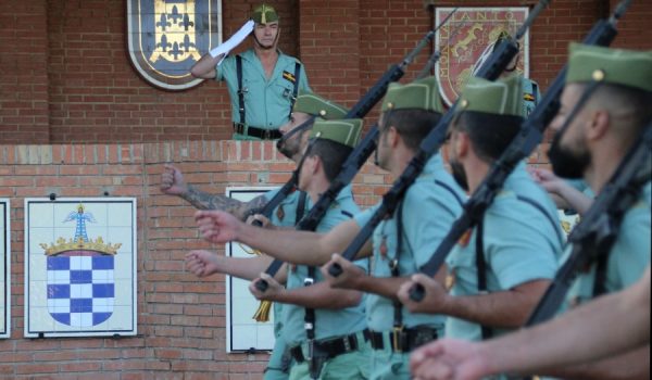 El general Marín ha presidido una formación en el Patio de Armas del Cuartel de Ronda