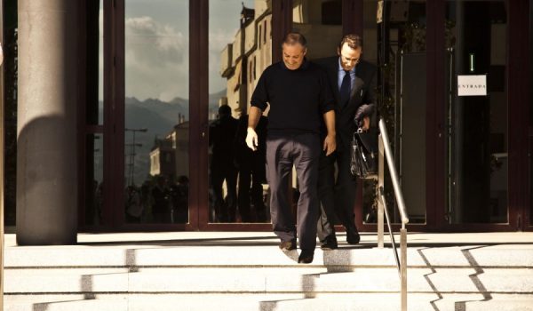 El ex alcalde de Ronda, Antonio María Marín Lara, a su salida del Palacio de Justicia.