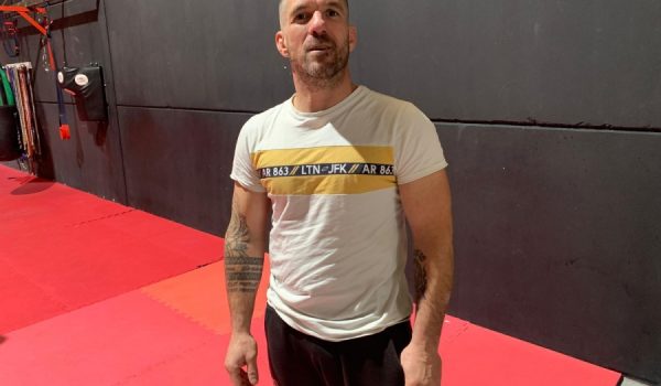 David Guerrero, del Club de Muay thai Lum King KO, es uno de los empresarios implicados en la iniciativa.