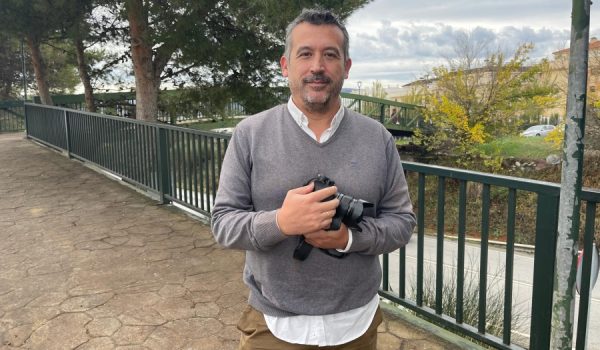 Javier Flores posa para esta entrevista.