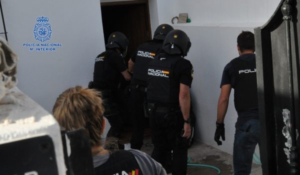 La operación se desarrolló en un chalet privado durante la madrugada del 14 de octubre.