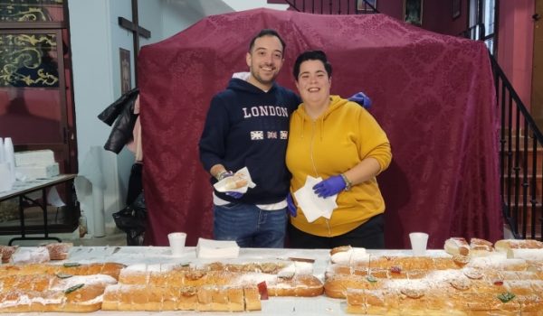 En la Casa Hermandad se ofreció chocolate caliente y Roscón de Reyes