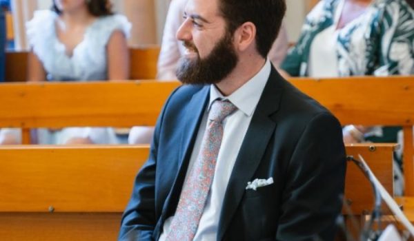 El joven está finalizando sus estudios de composición en en el Conservatorio Superior de Música de Málaga y ya ha estrenado dos marchas en nuestra ciudad, inspiradas en la Hermandad de Padre Jesús.