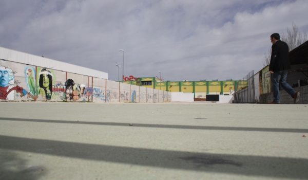 Imagen del nuevo espacio habilitado para el aparcamiento de vehículos en El Fuerte.