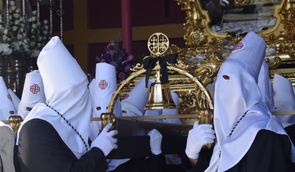 La Hermandad del Santo Entierro en su estación de penitencia