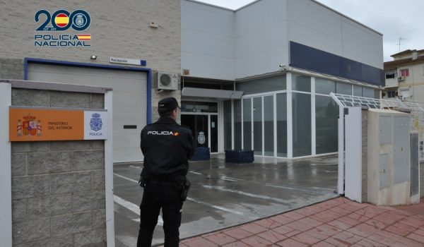 Agentes del Cuerpo de Policía Judicial de la Comisaría Local de Ronda han podido identificar y detener a cuatro presuntos delincuentes