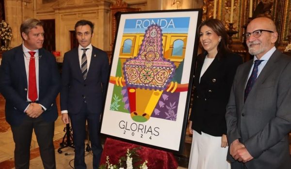 El acto se ha desarrollado esta noche en la colegiata de Santa María la Mayor