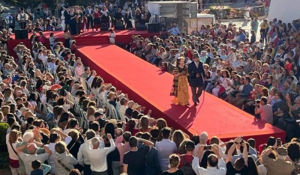 El desfile será en la plaza Teniente Arce