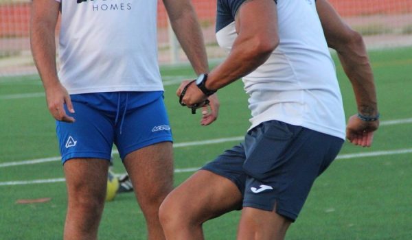 Jonathan Climent entrenando al CD Ronda