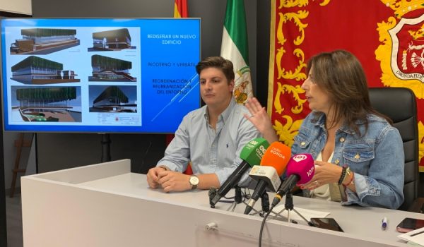 La alcaldesa ha señalado que se trata de la primera fase de un proyecto en el que se van a invertir más de 3,5 millones de euros en su totalidad.