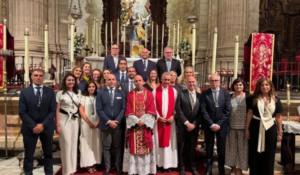 Una veintena de personas conforman la nueva junta de gobierno de la Agrupación HHyCC