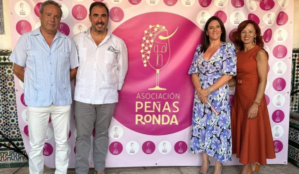 De izquierda a derecha: Juan Ruiz, Juan Diego Rodríguez, Rebeca Muñoz y Milagros Naranjo