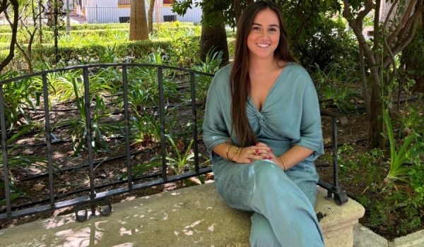 Vela posa en la Alameda del Tajo