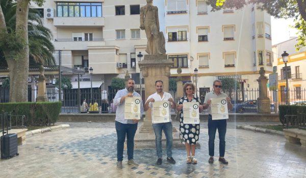 Miembros de la peña presentan esta iniciativa que pretende fomentar la creatividad y el arte.