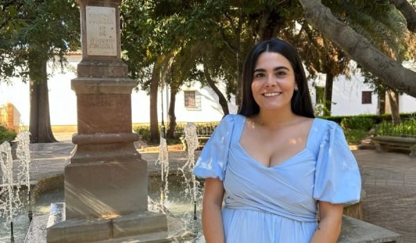 Becerra en la plaza Duquesa de Parcent