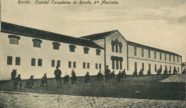 Imagen de la fachada del inmueble en el año 1921.