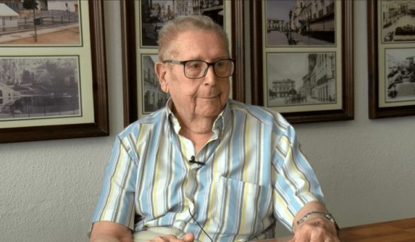 La Giralda fue el primer establecimiento de Ronda, en incorporar la cerveza de barril, siempre conocida por lo fría y lo bien servida que era presentada al cliente