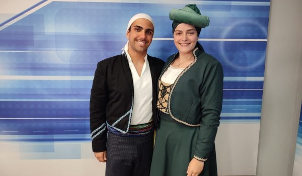 José Antonio Martín, director y coordinador y Ana Muñoz, una de las actrices que interpretará a Agustina.