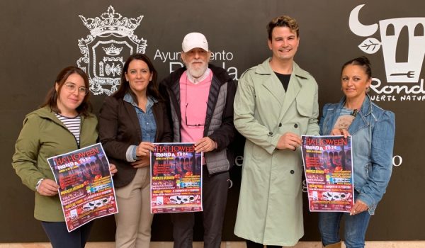 Leticia López, Rebeca Muñoz, Antonio Lasanta, Ángel Manzano y Eli Trigo en la presentación de las actividades