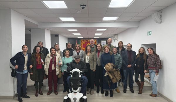 La entrega ha tenido lugar en el Ayuntamiento