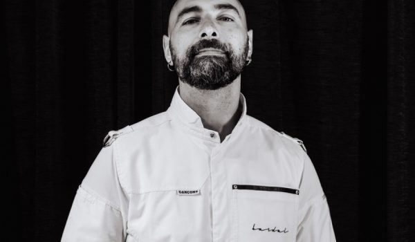 Gómez cuenta con este doble reconocimiento desde 2019