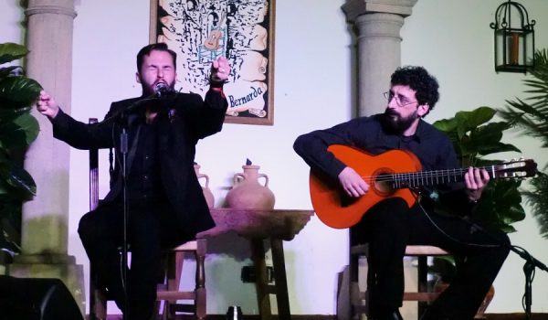 Reyes junto a Spano en su actuación