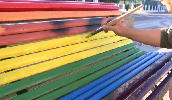 Los usuarios han repintado el banco