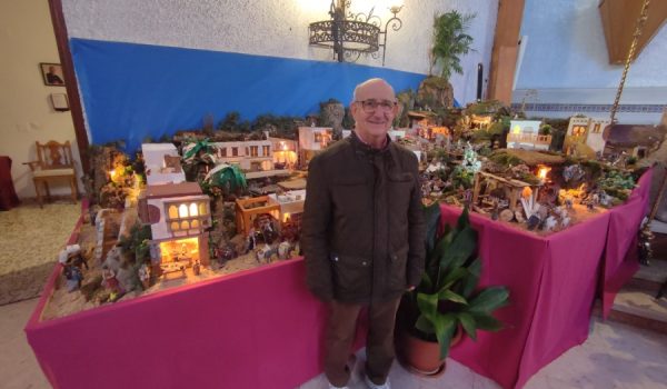 Ortiz en el templo de la barriada de San Cristóbal.