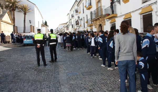 La actividad ha sido coordinada por las delegaciones municipales de Seguridad y Educación.