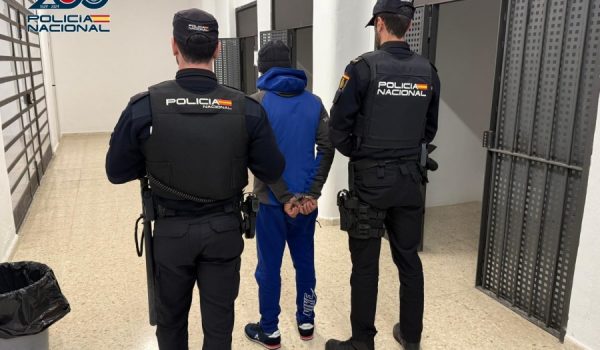 Hoy ha pasado a disposición judicial el supuesto autor de la puñalada.