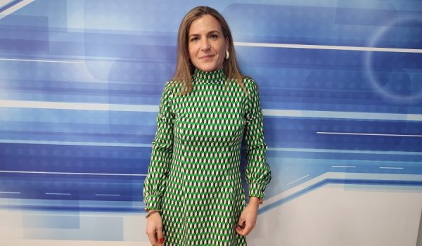Salas en el plató de Canal Charry TV.