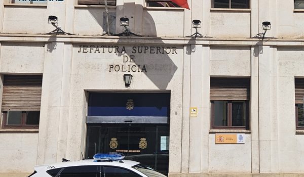 Se ha procedido a su inmediato ingreso en prisión para el cumplimiento de condenas pendientes.