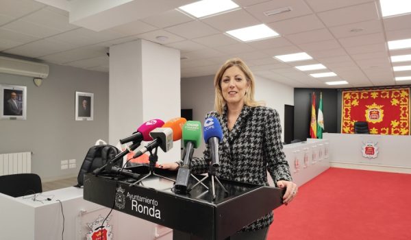 María del Carmen Martínez en rueda de prensa