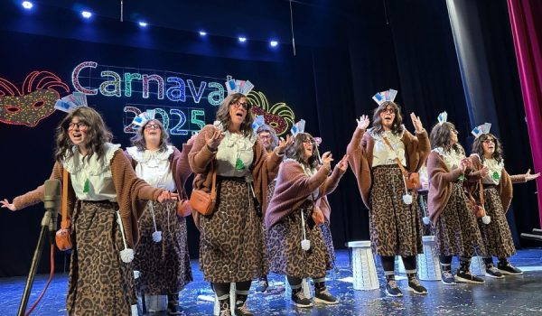 La agrupación interpretó su repertorio en el Teatro Municipal Vicente Espinel el pasado sábado.