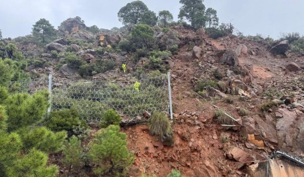 Operarios de la Junta de Andalucía ya trabajan en la zona afectada