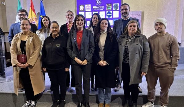 Una quincena de establecimientos se unieron a la Red Violeta