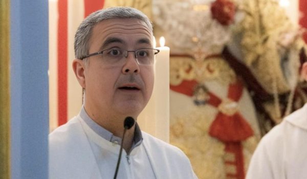 Imagen del párroco