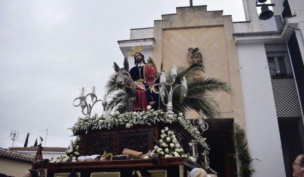 La Pollinica inunda de alegría el Domingo de Ramos rondeño