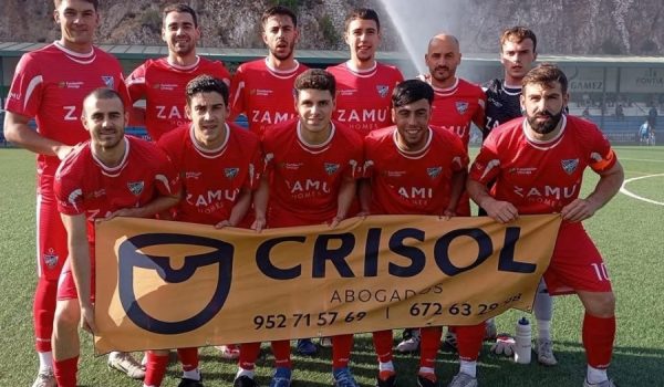 Once inicial del decano provincial en su visita al estadio Antonio Márquez de Mijas