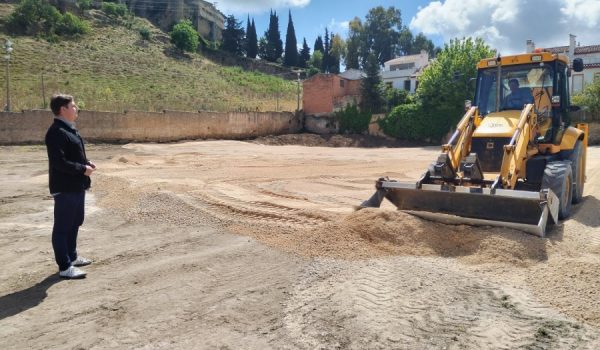 El delegado de Contratación ha visitado las obras, que se prolongarán varios días.