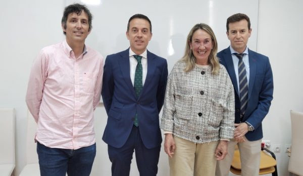Se busca reducir la brecha digital que sufre la tercera edad