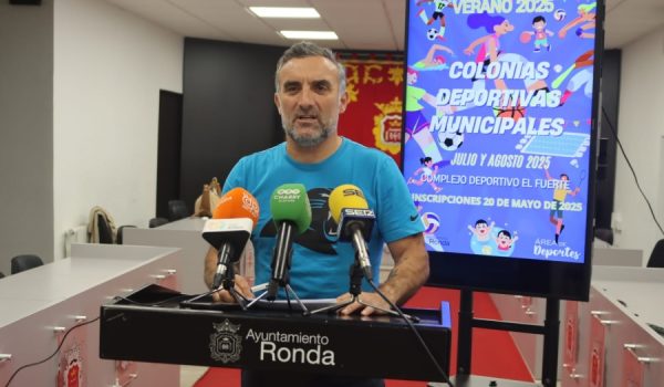 Crespo ha señalado que tendrán un precio de 46 euros semanales por niño.