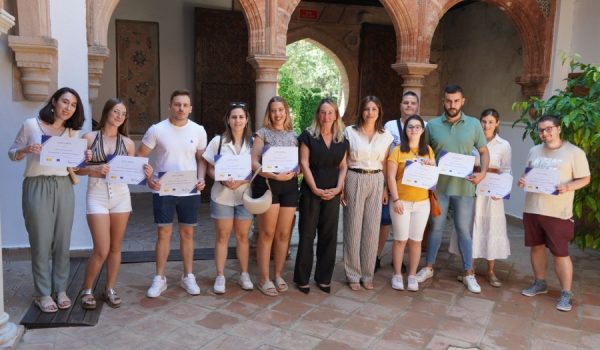 Foto de familia de los participantes