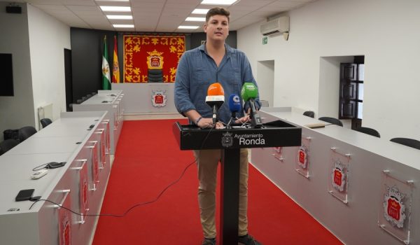 Jorge Fernández en rueda de prensa