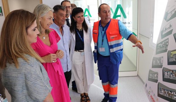 La consejera de Salud, Rocío Hernández, ha visitado las instalaciones